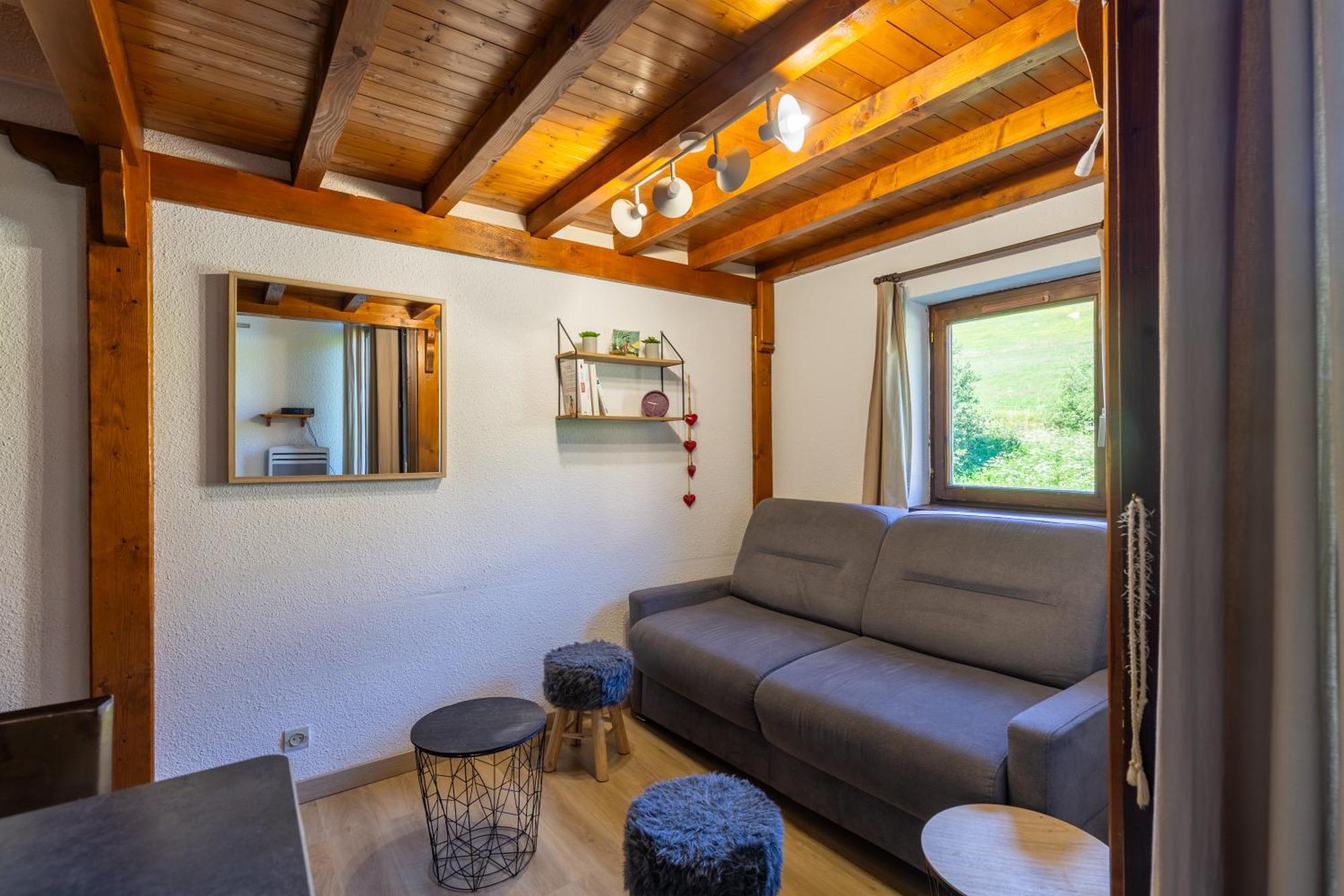 Aravis Apartment Манигод Екстериор снимка